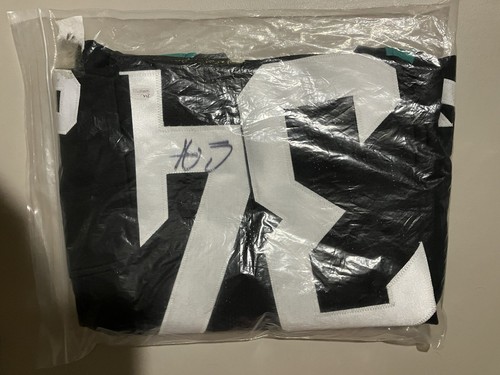 Carlos Hyde Signed Jacksonville Jaguars Jersey former Buckeyes Running Back JSA - Picture 3 of 3