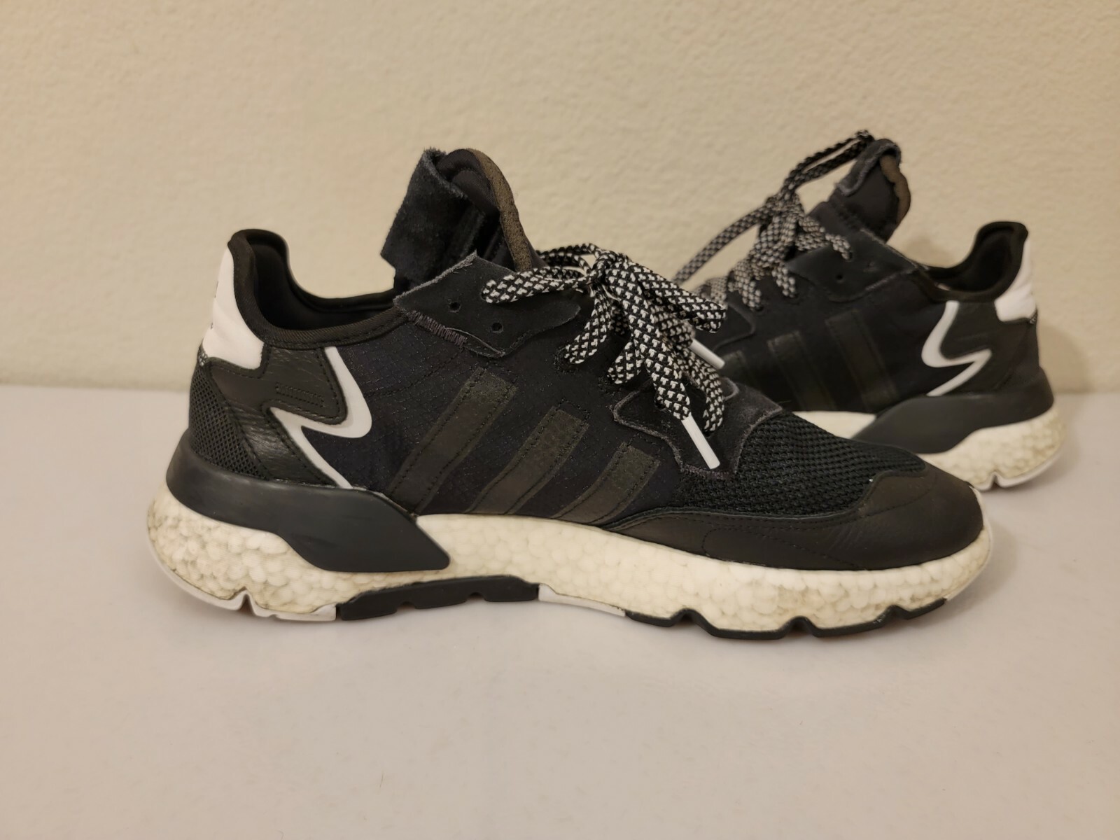 adidas Nite Jogger купить в Америке, лот 304380586056