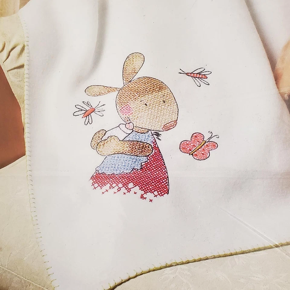Bucilla Baby Bunny 婴儿抓绒毯加压十字绣套件 45051 30 x 40 — 第 2/4 张图片