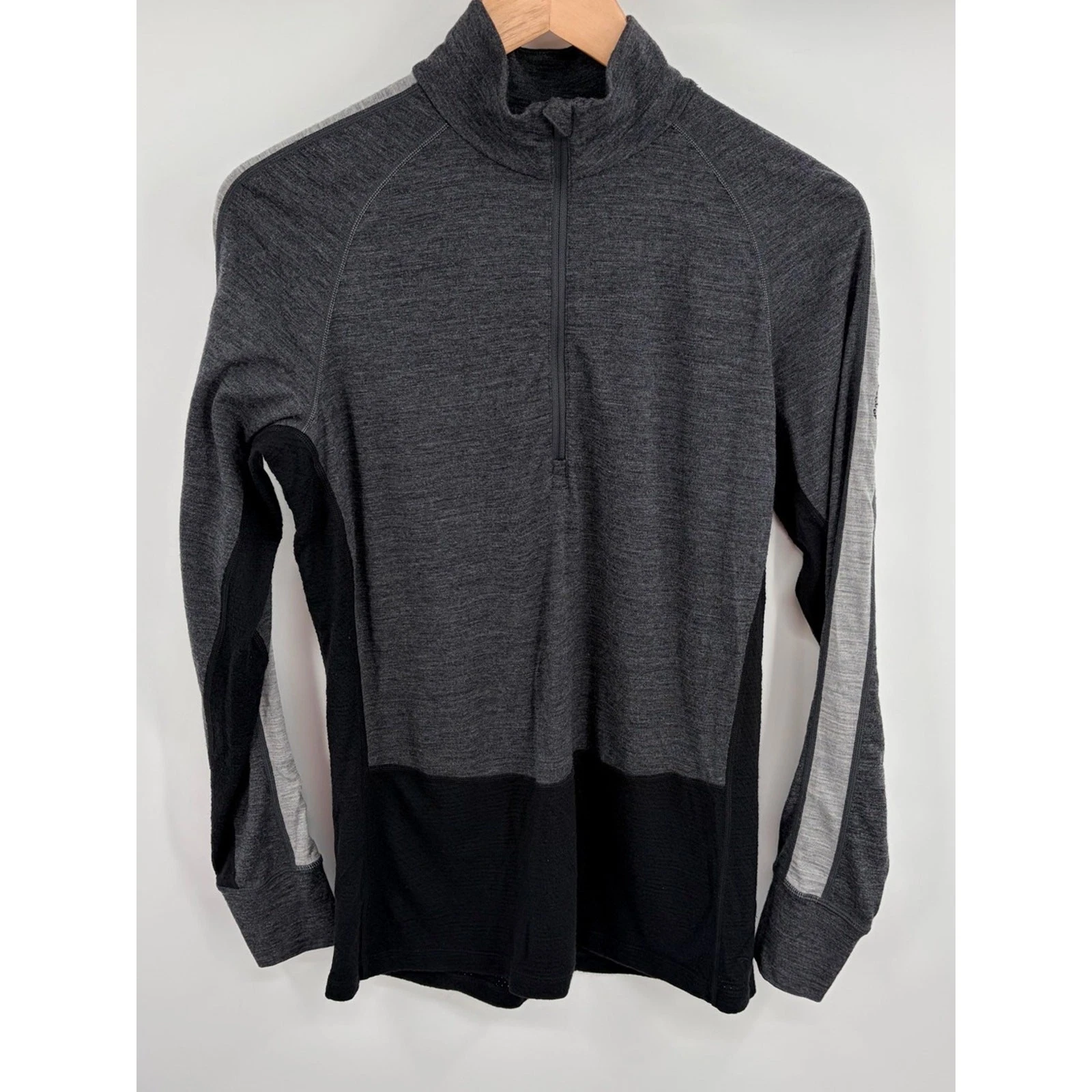 Icebreaker 200 merino zone knit half zip base layer top gray black women’s L