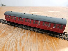 Hornby 00 R4519 BR Gresley Suburban 1st Class Coach E81025E