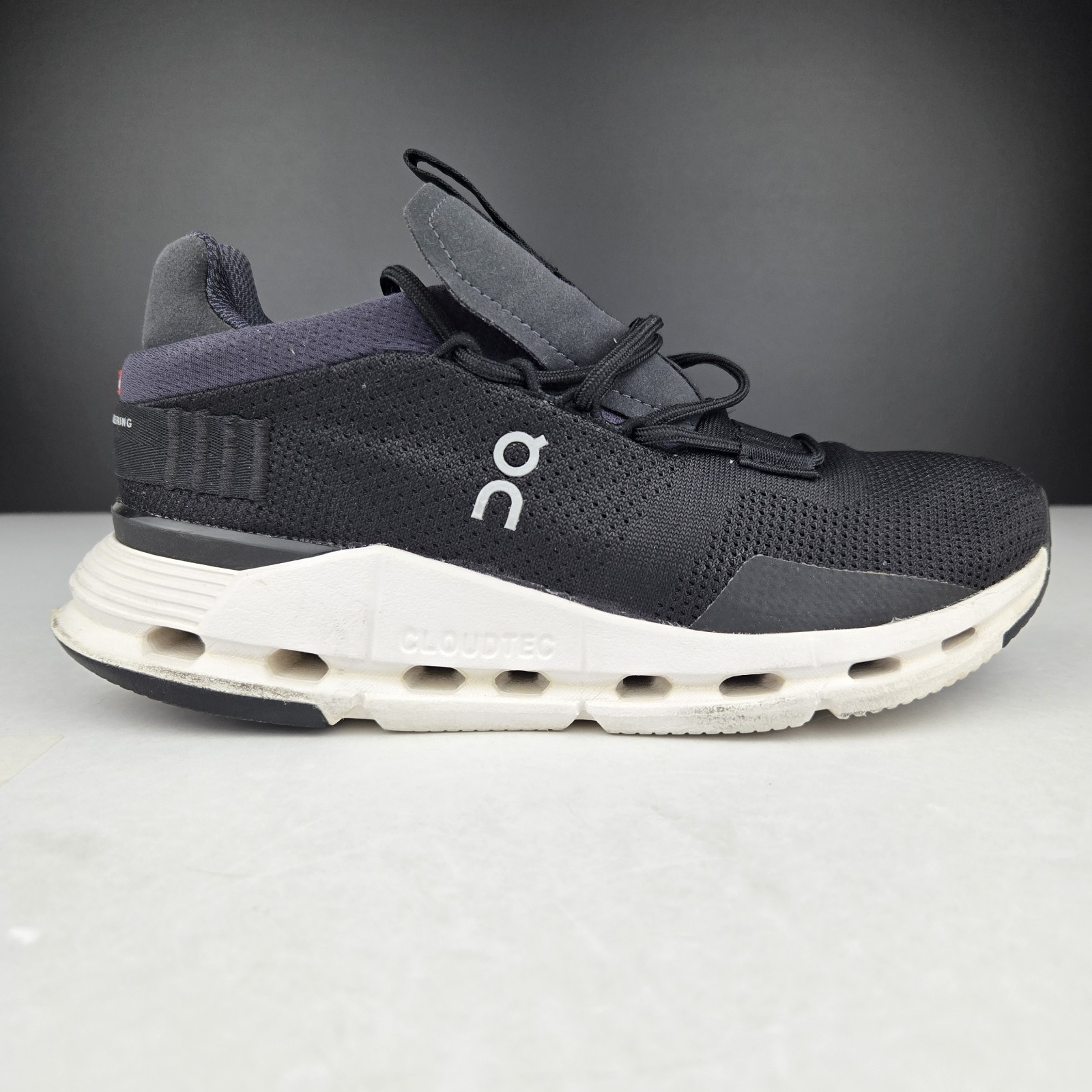 On Cloud Cloudnova Running Workout Shoes Sneakers… - image 1