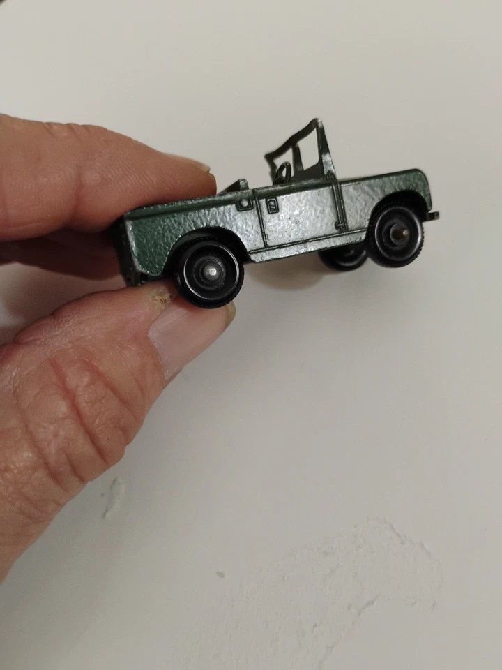 Matchbox By Lesney #12  Land Rover Series II   - Image 4 of 4