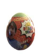 World Giant Sleepover Egg Surprise 