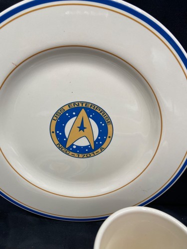 Pfaltzgraff Star Trek VI USS Enterprise China 3 Piece Set Plate, cup and coaster - Picture 3 of 4