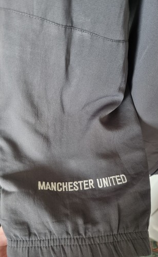 Nike Manchester United Track Jacket Medium Grey 04/05 Football Windbreaker Rain - Picture 10 of 13