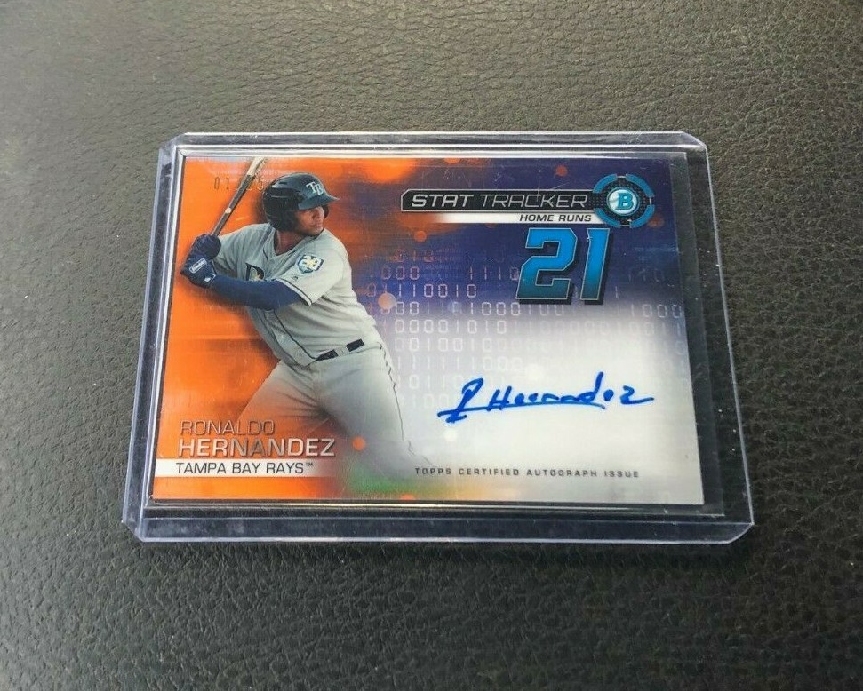 2019 Bowman Chrome Ronaldo Hernandez Stat Tracker Orange Refractor Auto 01/25