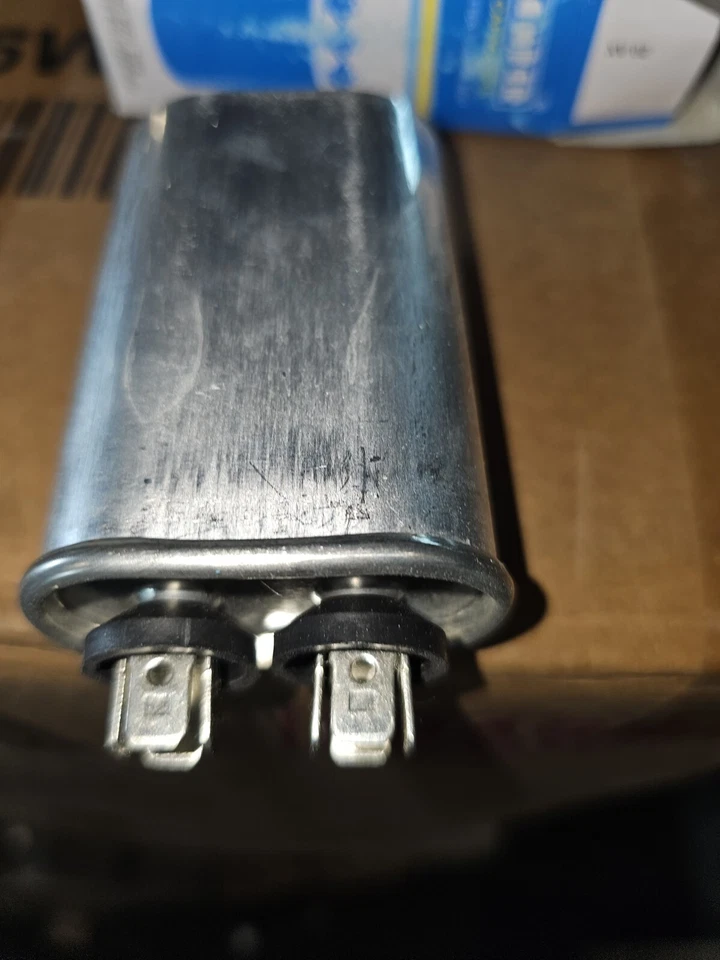 10 uf MFD 370 VAC Oval Run Capacitor for Fan Motor Blower Condenser - Image 4 of 4