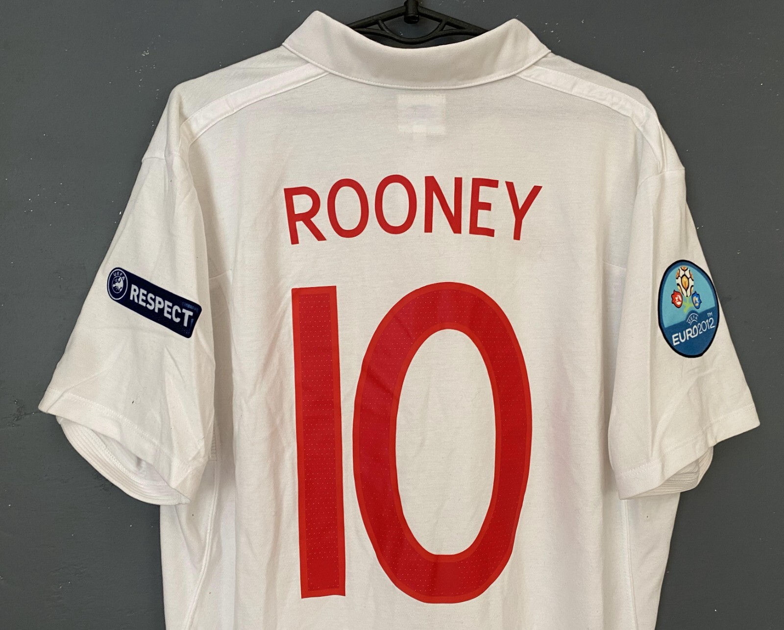 MEN'S ENGLAND NATIONAL 2010/2012 ROONEY SOCCER FOOTBALL SHIRT JERSEY