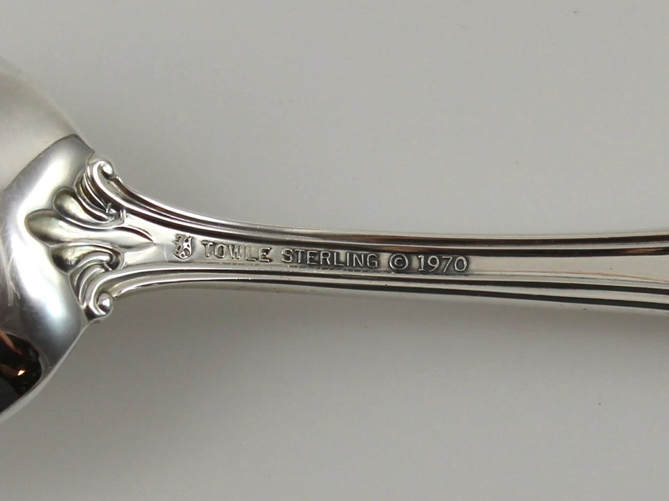 Cuchara de postre sopa ovalada de plata esterlina Towle Queen Elizabeth I - 7" - sin mono Foto 3 de 3