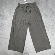Doe & Rae NWT Women's Wide Leg Pants Size Medium Olive Green Relaxed Fit