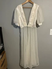 Vintage Val Mode Nightgown Womens Large White Nylon Sheer Lace Peignoir Robe 80s