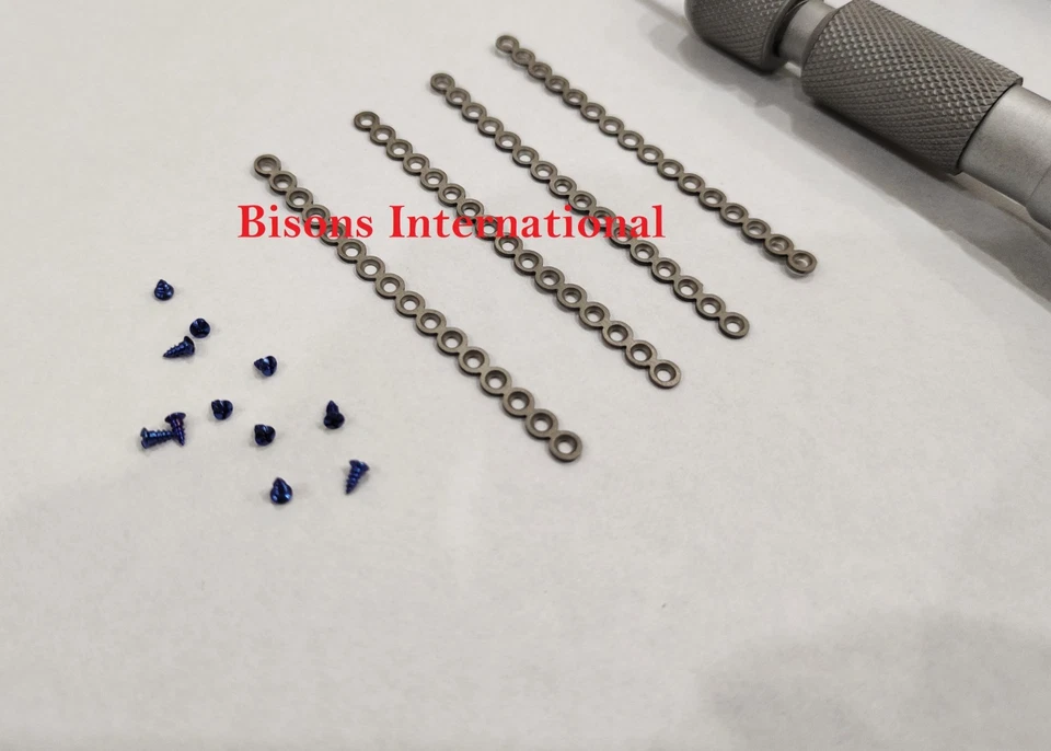 Placas maxilofaciales de 1,5 mm 4 piezas con tornillos de 16 agujeros y juego de destornilladores de 69 piezas TT Foto 4 de 4