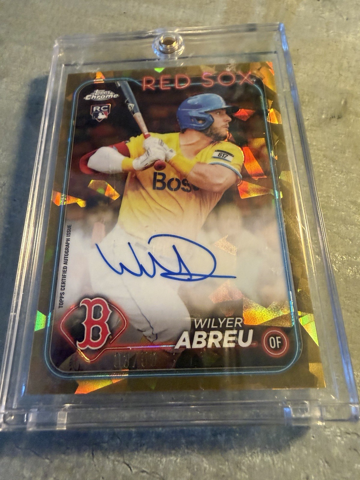 2024 Topps Chrome Sapphire Wilyer Abreu Gold AUTO RC/50 Clean 💎 Red Sox🔥📈 view 7