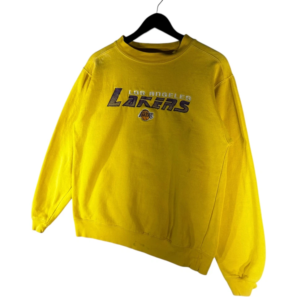 Винтажный Los Angles Lakers вышитый с надписью NBA Crewneck желтый мужской средний - Изображение 3 из 4