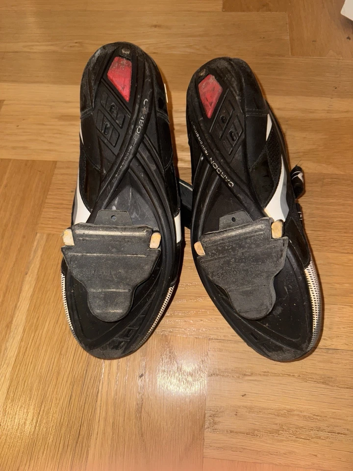 Northwave Men’s Cycling Shoes With Shimano SPD Cleats + Covers Size 12US - Image 3 of 4