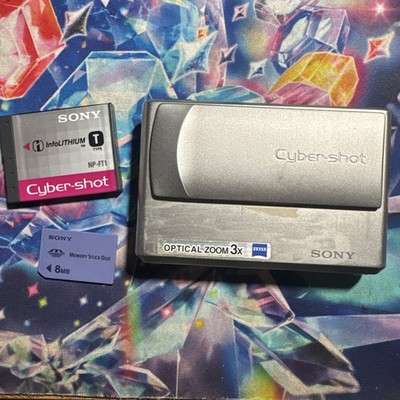 Sony Cyber-Shot DSC-T1 5.0MP Digital Camera For Parts Or Repair