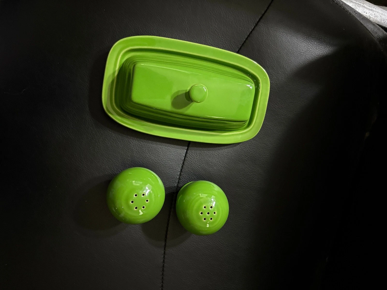 FIESTA pieces CHARTREUSE ABSOLUTELY BEAUTIFUL RETIRED choice
