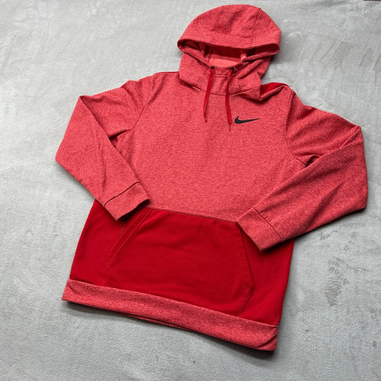 Nike Therma-Fit Hoodie Mens Medium Red Pullover Colorblock Activewear Sports
