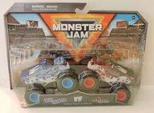 2023 MONSTER JAM TRUCKS 1:64 DOUBLES PACK - BLUE THUNDER vs NORTHERN NIGHTMARE