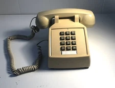 CORTELCO CORDED PHONE DESK 250044VBA44M VOLUME CONTROL Made In USA