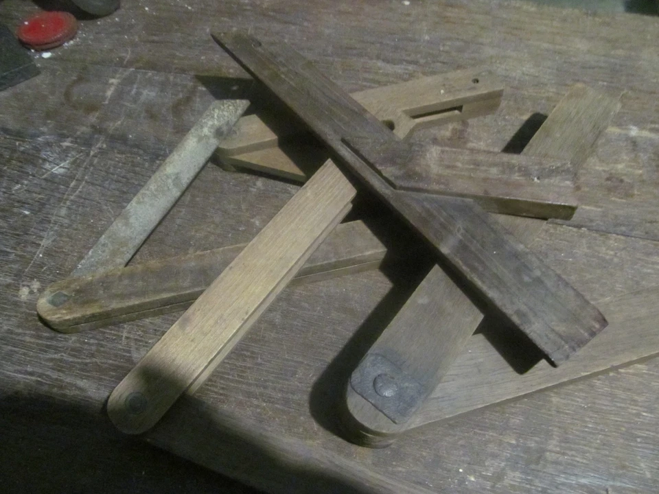 outils anciens art populaire equerres - Photo 2/2