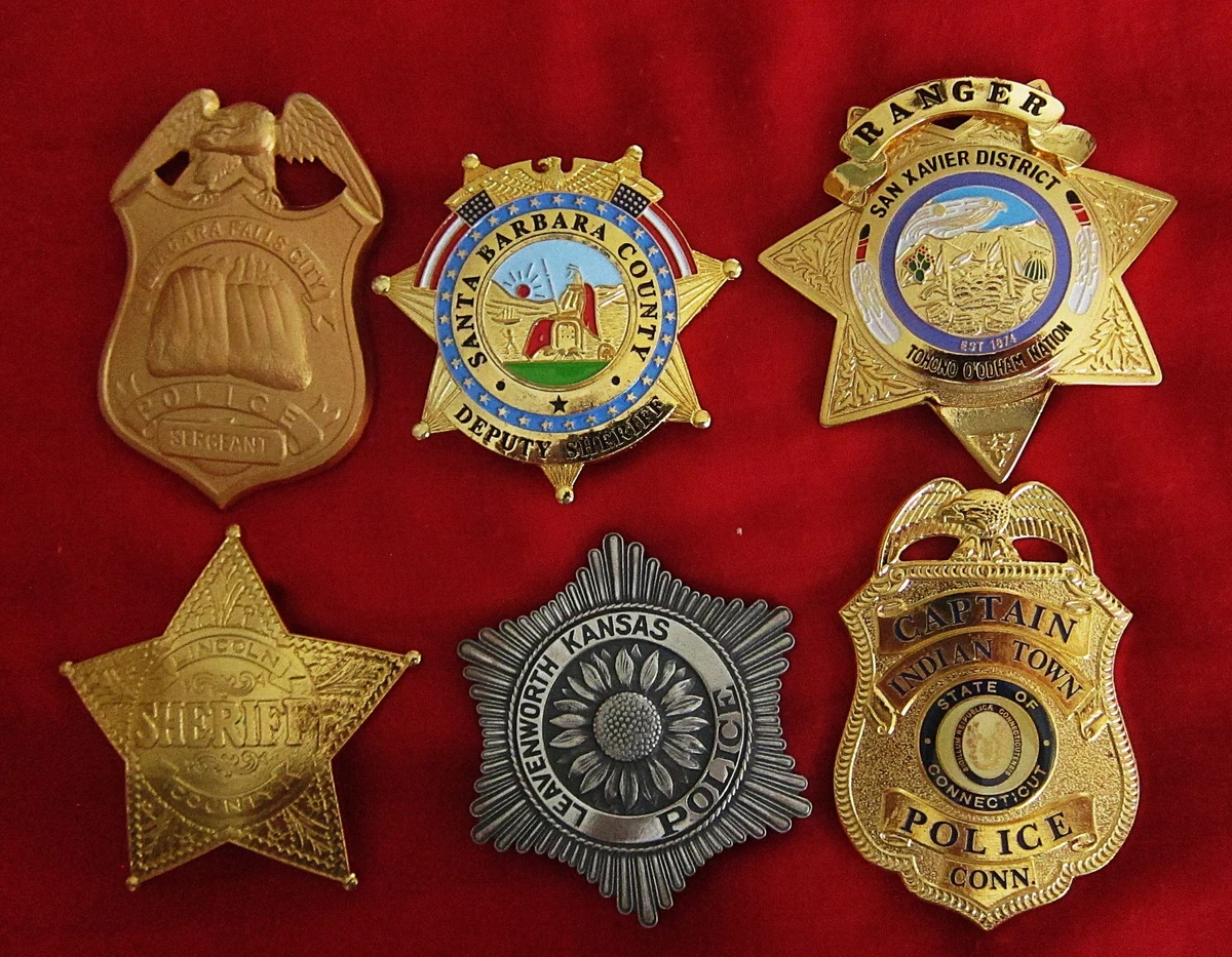 obsolete police badges, Convolut 6 x Abzeichen / OFFER / Super Angebot !