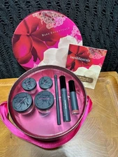 NEW - Bare Minerals Bare Escentuals Just What You Wanted 7 Piece Set + Gift Box