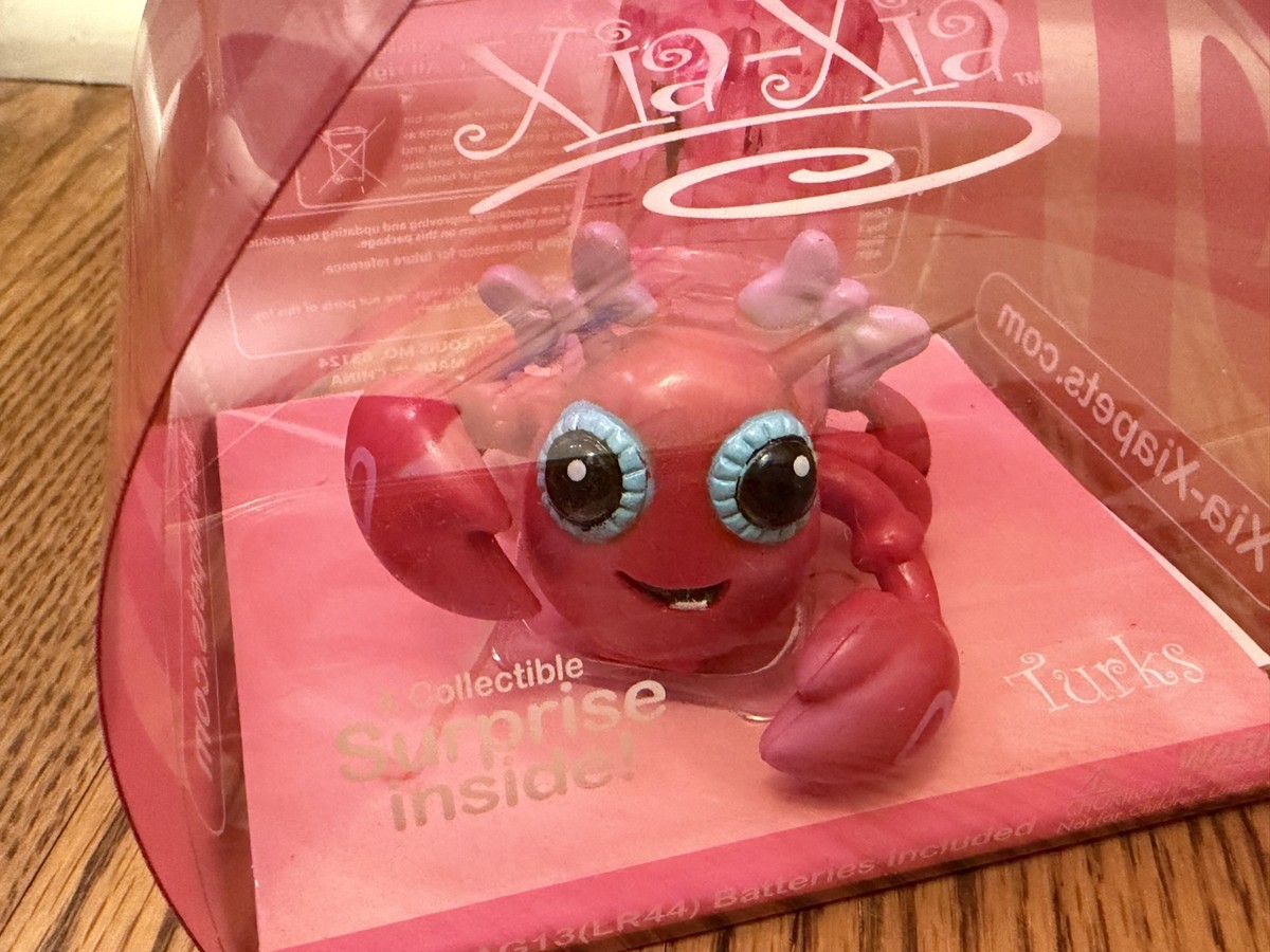Lot Xia-Xia Pets Hermit Crab Surprise Collectible Shell + 2