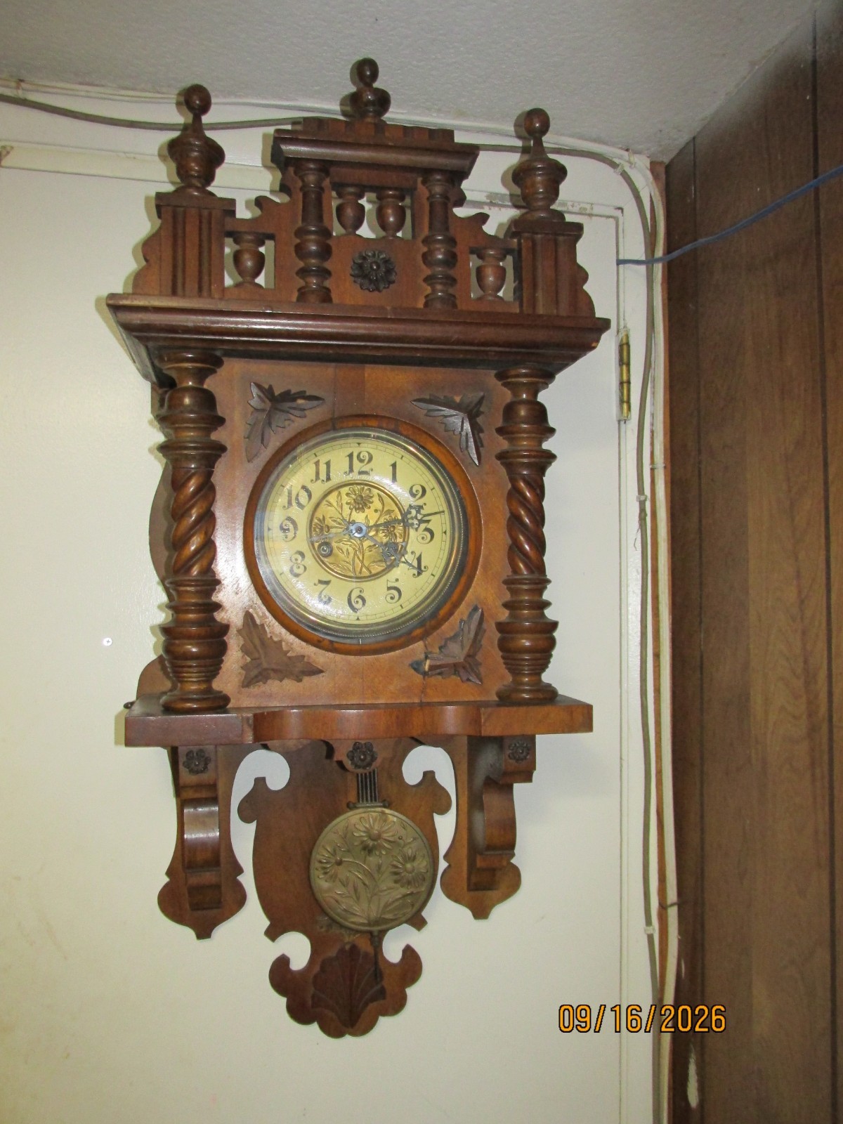 Antique Mauthe German Regulator Wall Clock D.R.P. 55006 Walnut works