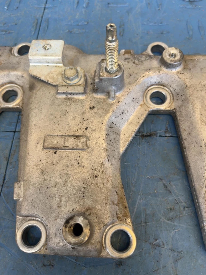 2015 Chevrolet Silverado 3500 Duramaxx 6.6l Lml LH Upper Valve Cover Oe#12642769 - Изображение 3 из 4