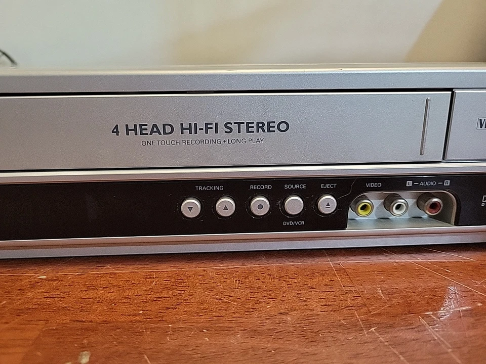 Philips DVP3340V DVD VCR Combo 4 Head VHS DVD Player For Parts Read Description  - Image 3 of 4