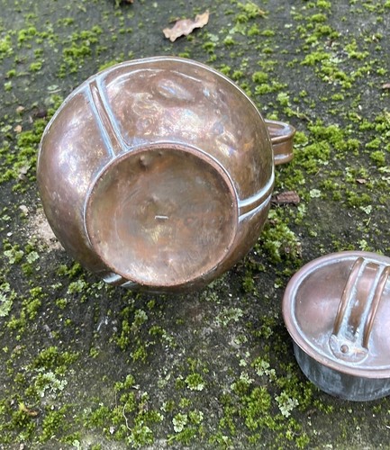 Jarra de cobre Inglaterra antigua jarra Guernsey hecha a mano 230781 - Imagen 16 de 23