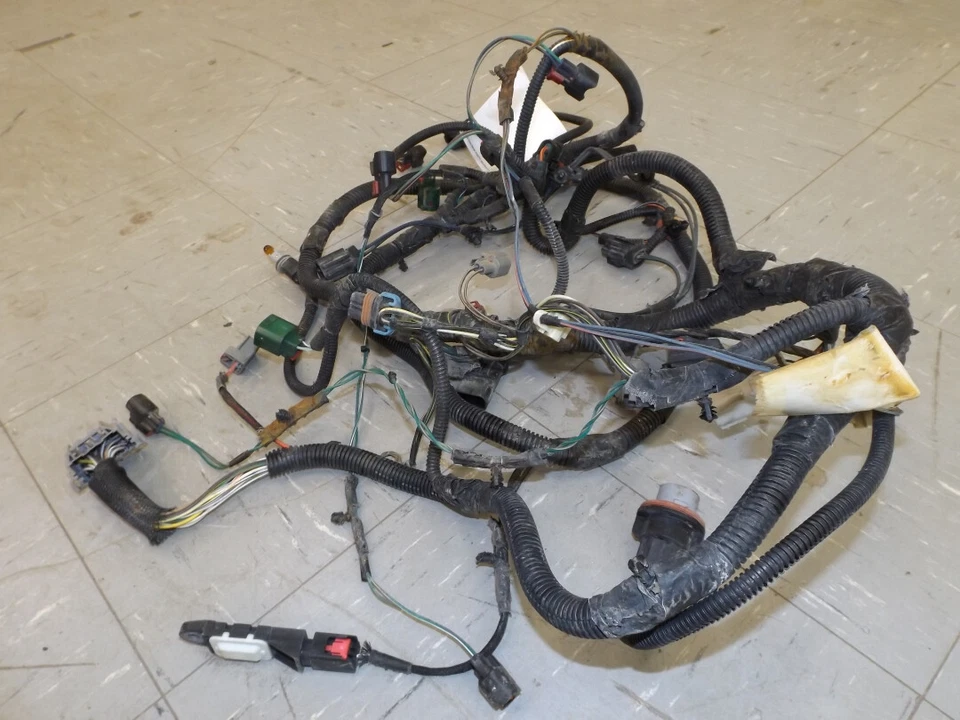 Arnés de cableado de carrocería delantera Chrysler Pacifica 2004-2008 usado OEM P04869853AE Foto 3 de 4