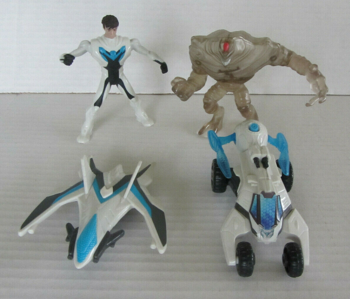 McDonalds Max Steel 2014 Lot of 4 Air Elementor Maxwell McGrath