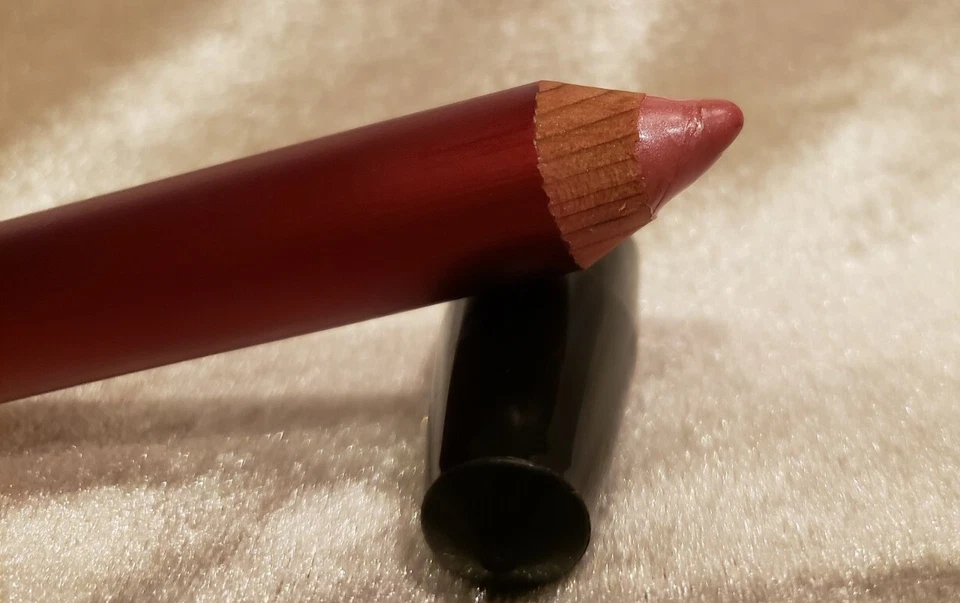 LOLA Cosmetics Lápiz Labial Transparente Palo Memuñeca Crayón 0.21 oz 5.95 g Raro *consejo* Foto 2 de 4