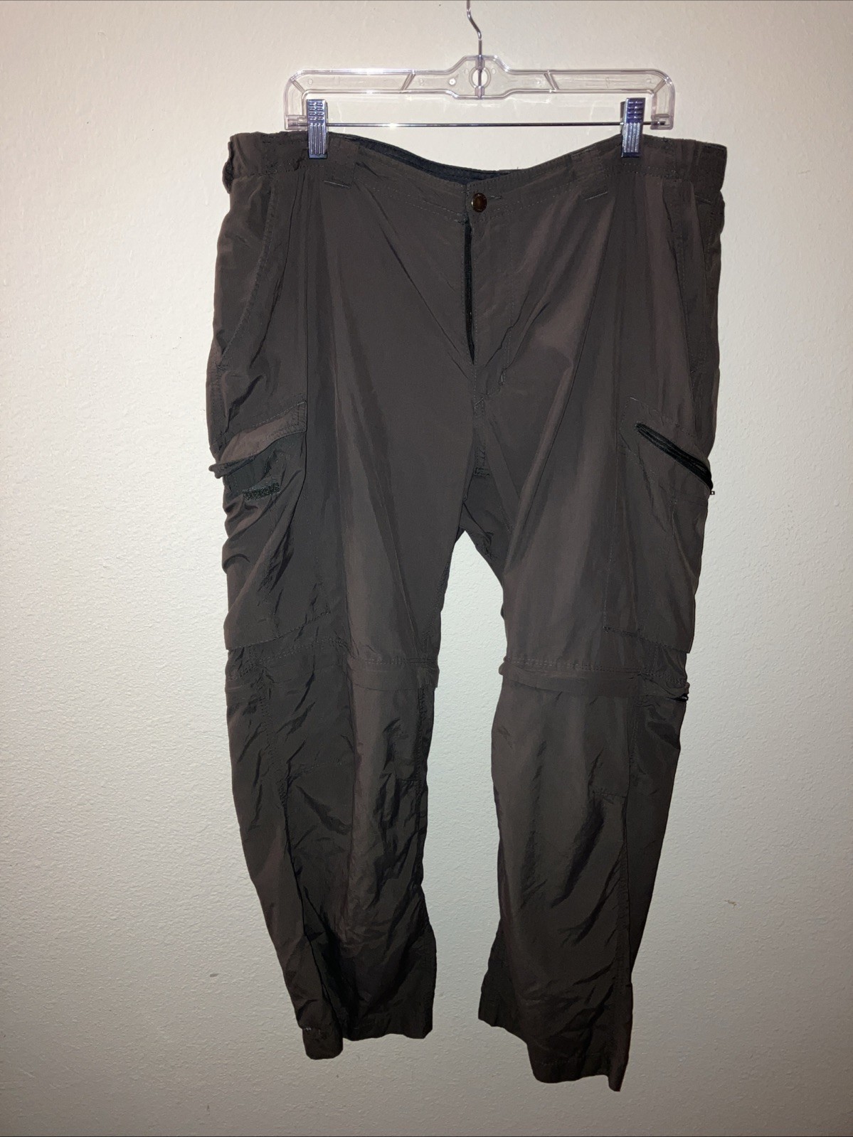 Columbia Olive Green Trail Zip Off Pants  42 W 28 L