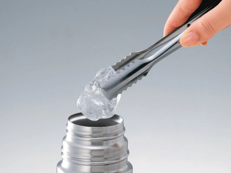 Taza de acero inoxidable Zojirushi plateada 1,1 lb vaso de café de viaje termo Foto 4 de 4