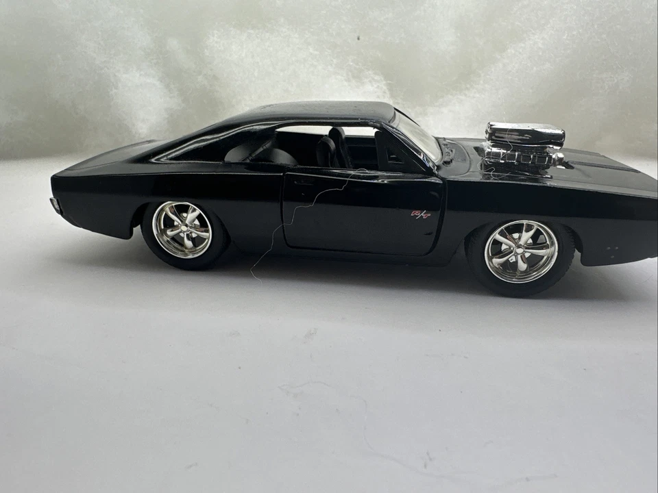 Coche Dodge Charger 1970 Jada Toys No.97042 - Doms Fast And Furious - escala 1:32 Foto 4 de 4