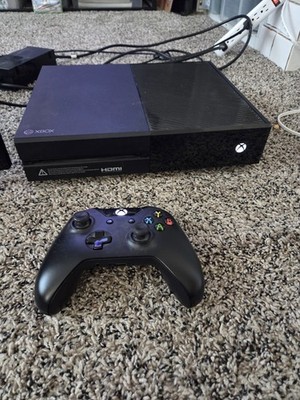 USED 500 GB XBOX ONE CONSOLE SYSTEM MODEL 1540 LOT WITH STAR WARS BATTLEFRONT