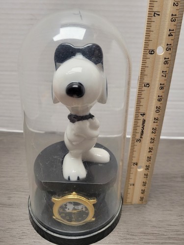 Vintage 1995 Peanuts SNOOPY Joe Cool Collectable Watch With Dome Case Figure - Picture 12 of 24