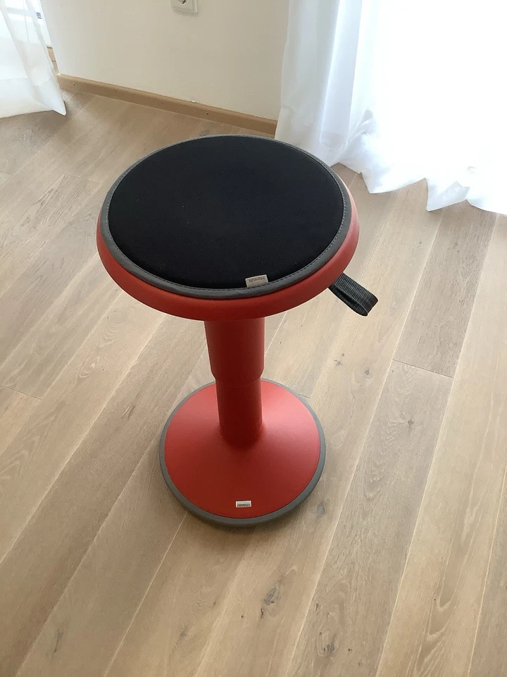 Interstuhl UPis1 - ergonomischer Sitzhocker mit Schwingeffekt - höhenverstellbar