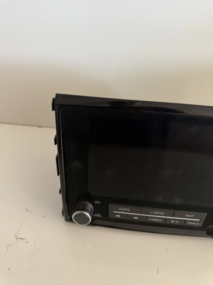 2019-2021 Nissan Titan Head Radio 9" Display Screen 25915-9FV2D OEM 4476 - Image 2 of 4