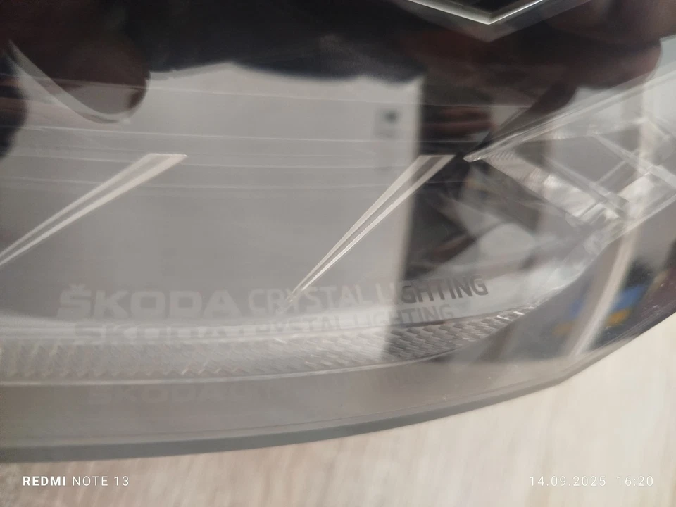 SKODA FABIA IV ab2021 VOLL LED Scheinwerfer Vorne Links 6VB941015A - Bild 2 von 4