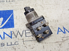 Allen Bradley 800T-H2A 2 Postion Maintain Selector Switch