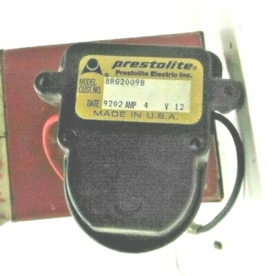 NOS PRESTOLITE LEECE NEVILLE/ MOTOROLA ALT ELECTRONIC REGULATOR 105-200