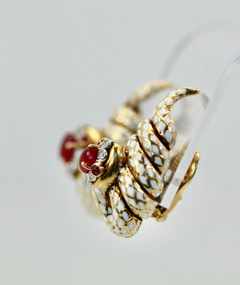 Pendientes serpiente diamante rubí esmalte David Webb Foto 4 de 4