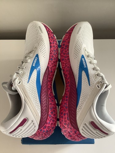 NEW Brooks Adrenaline GTS 22 Run Wild Leopard Women's Running Shoes - Sz 9.5 - Picture 3 of 8
