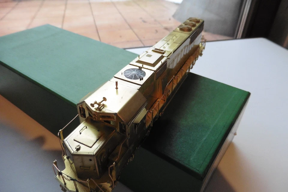 OMI Overland H0 UP Union Pacific SD60 - Bild 4 von 4