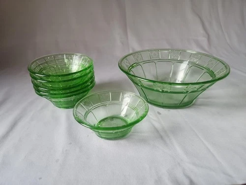 Jeanette Uranium Depression Glass Doric Dessert And Salad Bowls.  Set Of 7.